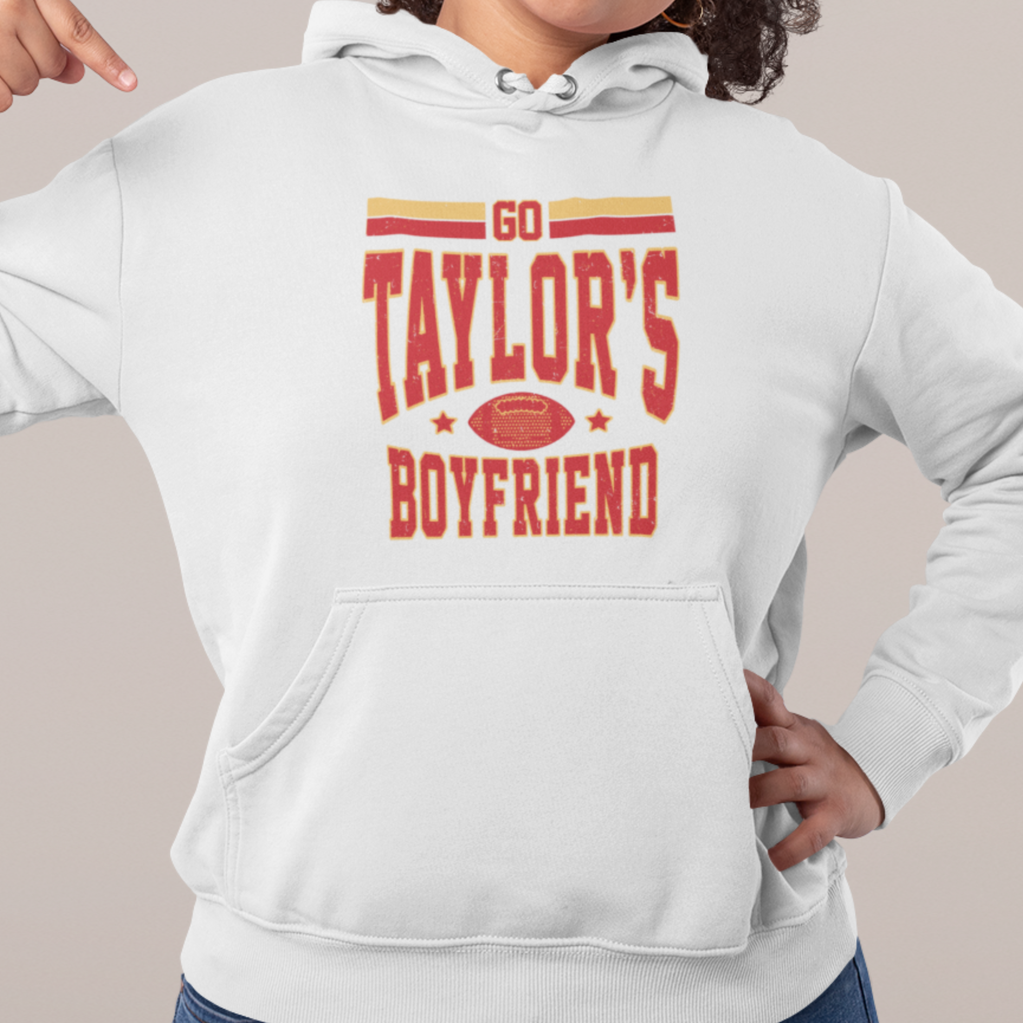 GO TAYLOR'S BOYFRIEND