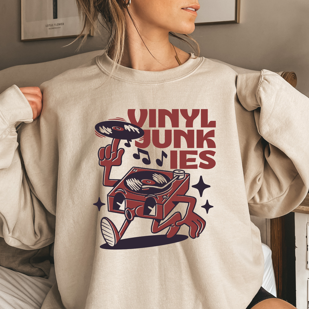 VINYL JUNKIE - RETRO